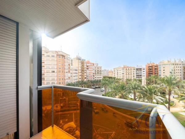 Piso en plaza de los Luceros