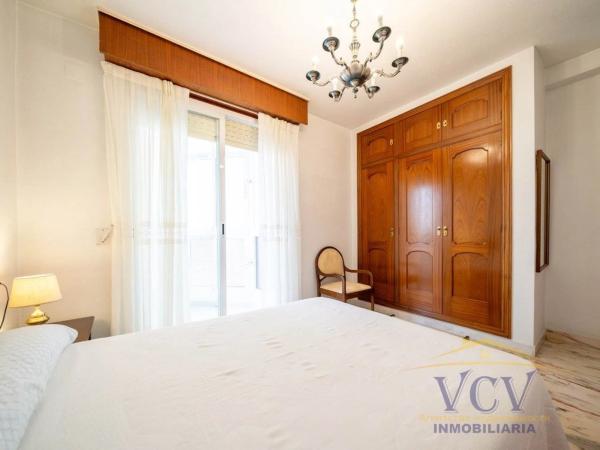 Piso en plaza de los Luceros