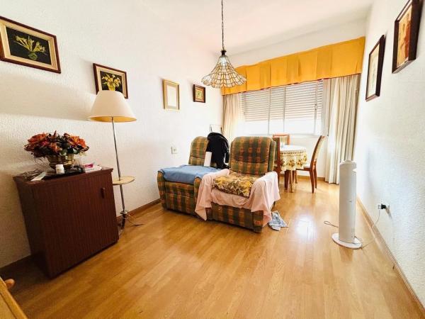 Piso en Barrio Mercado