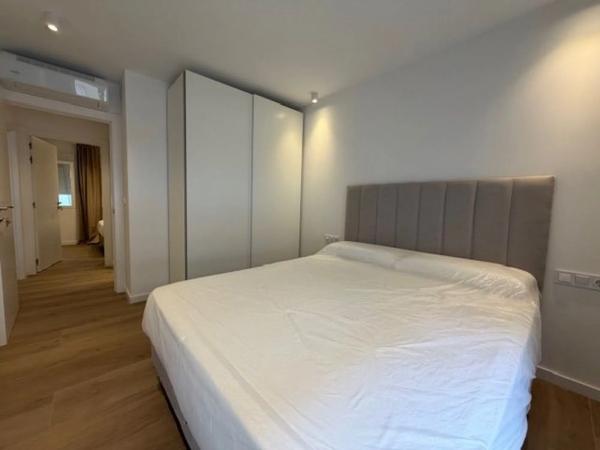 Piso en CL Italia, 27