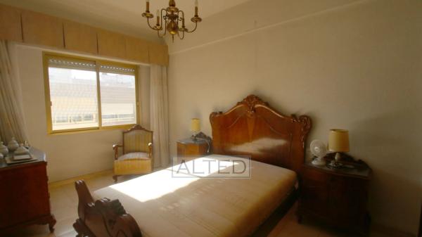 Piso en calle Arquebisbe Loaces, 10