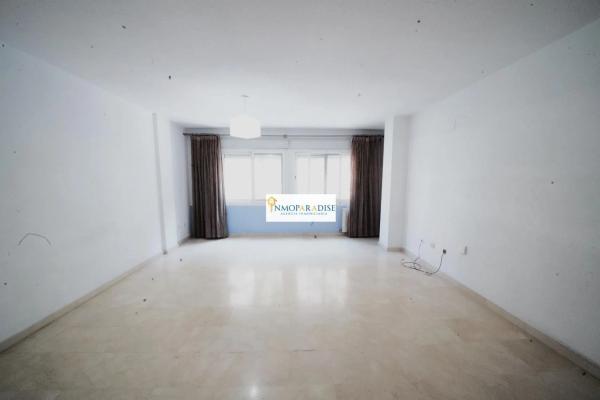 Piso en avenida Benito Perez Galdos