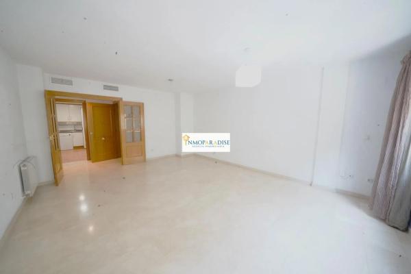 Piso en avenida Benito Perez Galdos