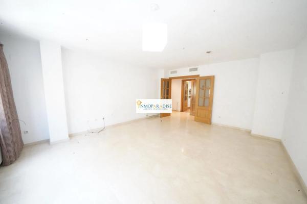 Piso en avenida Benito Perez Galdos