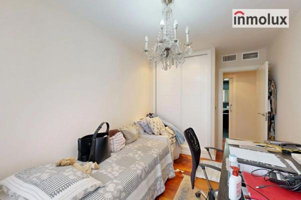 Piso en calle Bazán