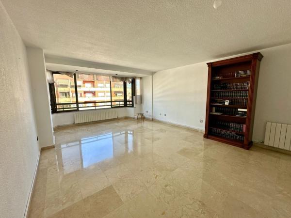 Piso en Barrio Ensanche-Diputación