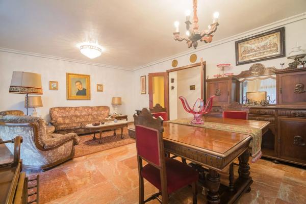 Piso en calle Calderón de la Barca s/n