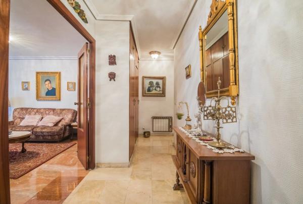 Piso en calle Calderón de la Barca s/n