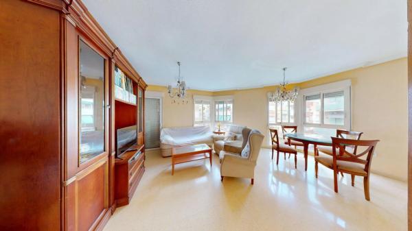 Piso en calle Maestro Bretón