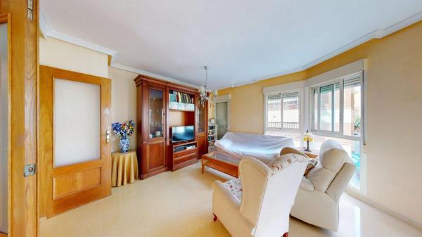 Piso en calle Maestro Bretón