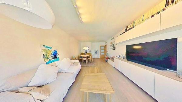 Piso en avenida General Marvá, 33