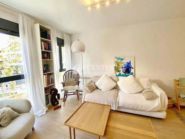 Piso en avenida General Marvá