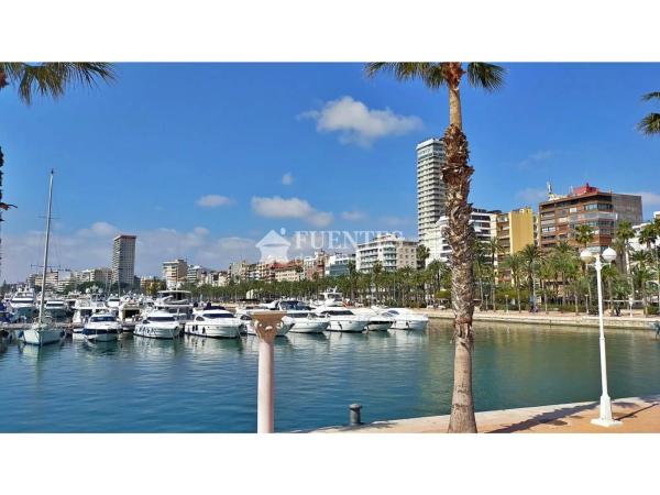 Piso en avenida General Marvá