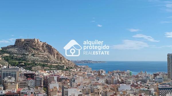 Estudio en calle Poeta Vila y Blanco