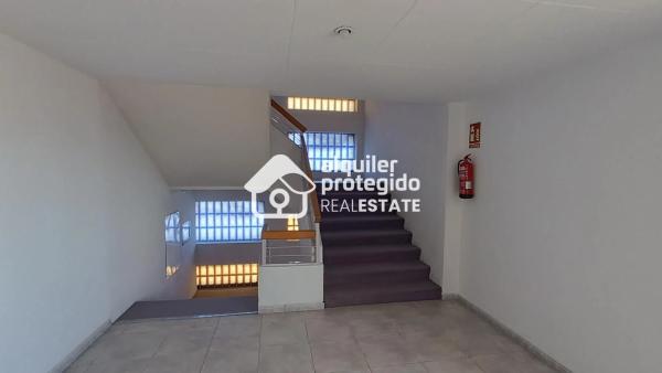 Estudio en calle Poeta Vila y Blanco