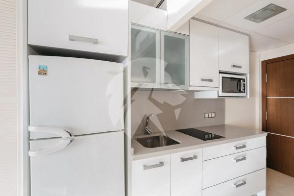 Estudio en calle Poeta Vila y Blanco