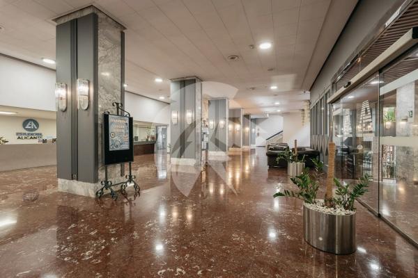 Estudio en calle Poeta Vila y Blanco