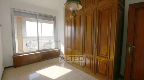 Piso en avenida del Doctor Gadea, 1