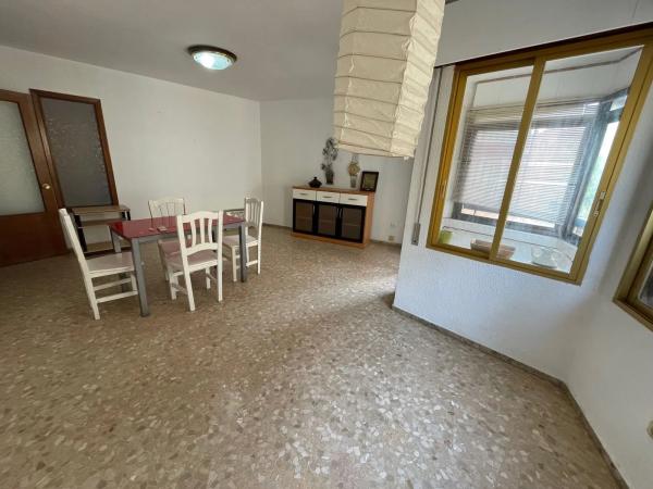 Piso en calle Pintor Aparicio