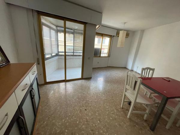 Piso en calle Pintor Aparicio