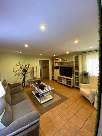 Piso en calle Reyes Católicos, 38