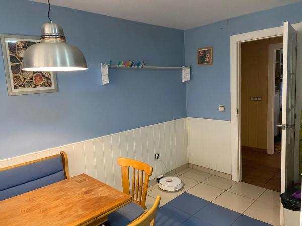 Piso en calle Reyes Católicos, 38