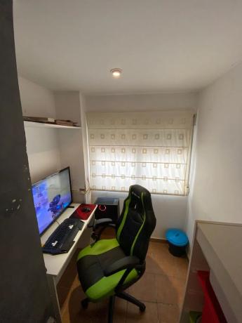 Piso en calle Reyes Católicos, 38