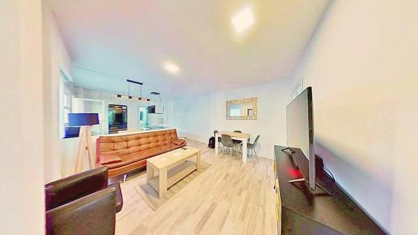 Piso en calle Pintor Velazquez, 35