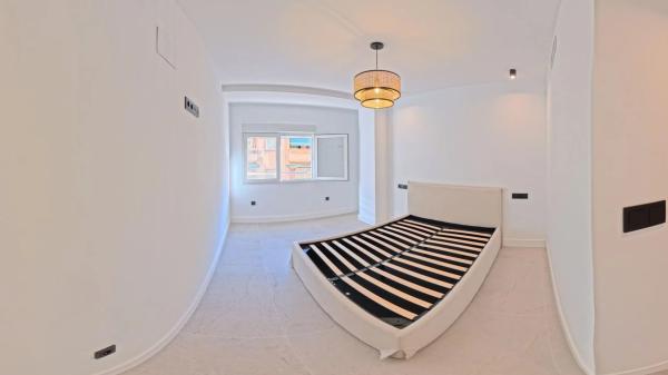 Piso en calle Arquitecto Morell, 10