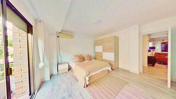 Piso en calle Pintor Velazquez, 35