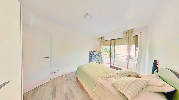 Piso en calle Pintor Velazquez, 35