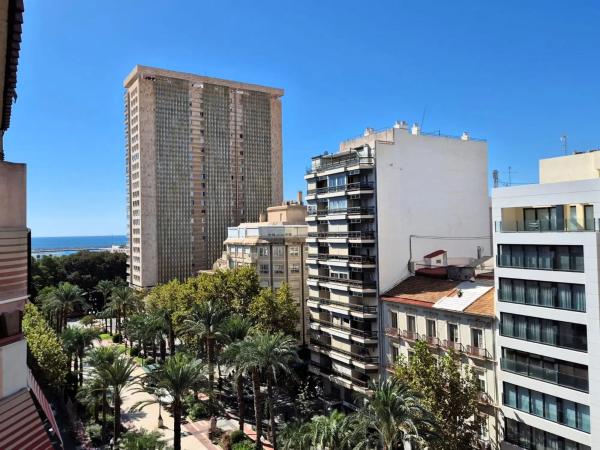 Piso en avenida del Doctor Gadea