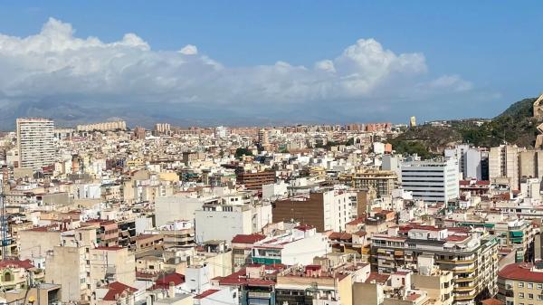 Estudio en calle Poeta Vila y Blanco, 20
