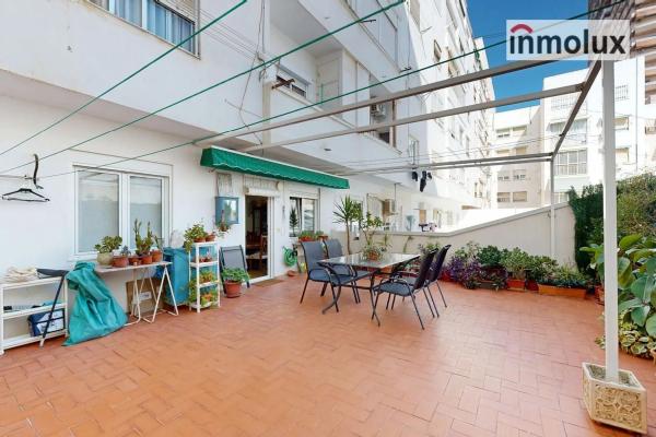 Piso en calle Pintor Cabrera