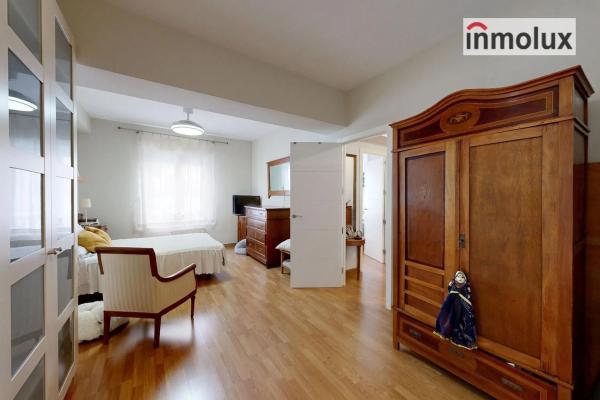 Piso en calle Pintor Cabrera