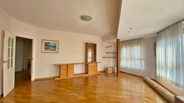 Piso en avenida Benito Perez Galdos