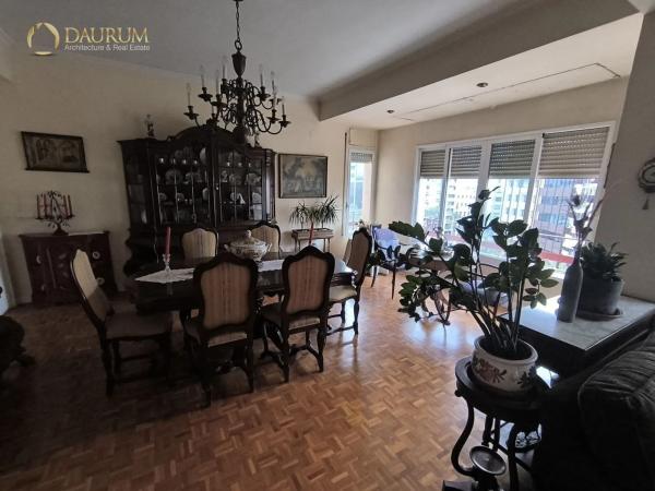 Piso en avenida de Federico Soto