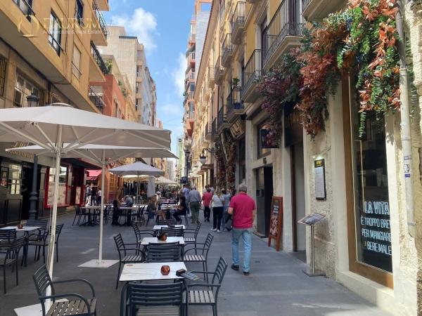 Piso en calle Castaños