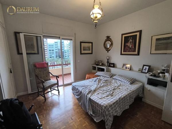 Piso en avenida de Federico Soto