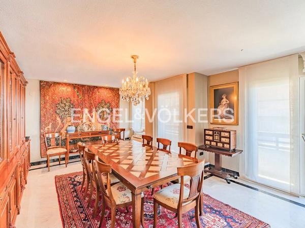 Piso en avenida de Ramón y Cajal