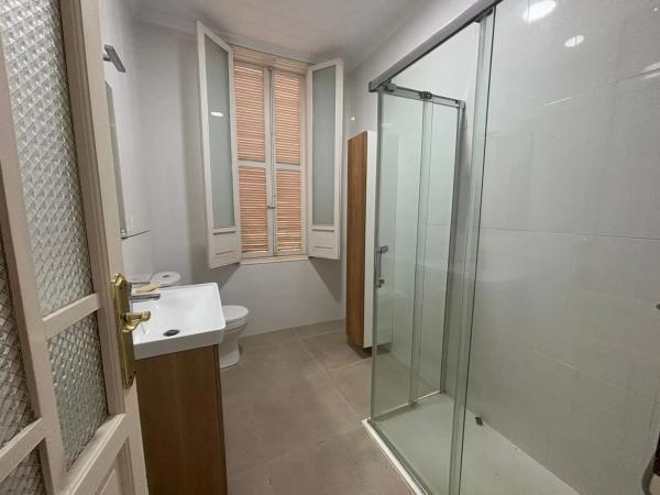 Piso en plaza de los Luceros, 3