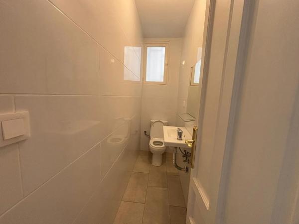 Piso en plaza de los Luceros, 3