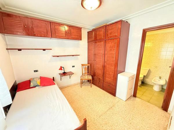 Piso en avenida Oscar Espla