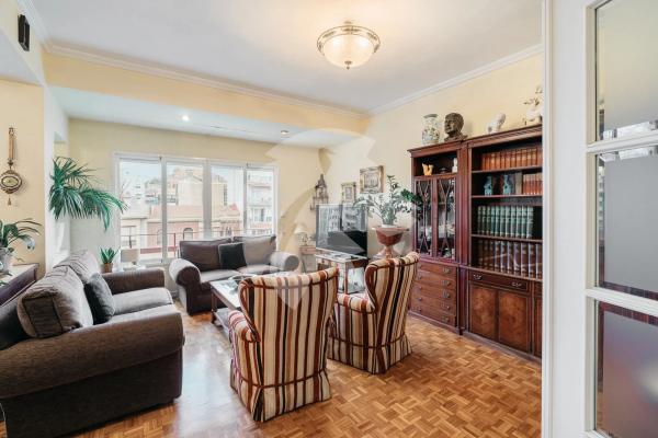 Piso en plaza de los Luceros