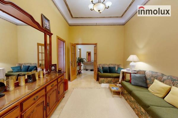 Piso en calle Calderón de la Barca