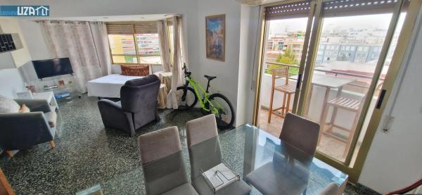 Piso en calle Pintor Aparicio, 27