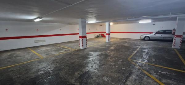 Piso en calle Pintor Aparicio, 27