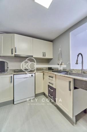 Ático en calle Pintor Cabrera