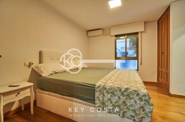 Ático en calle Pintor Cabrera