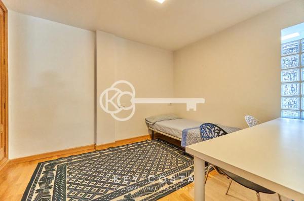 Ático en calle Pintor Cabrera